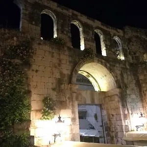 Diocletians Palace For Two Split